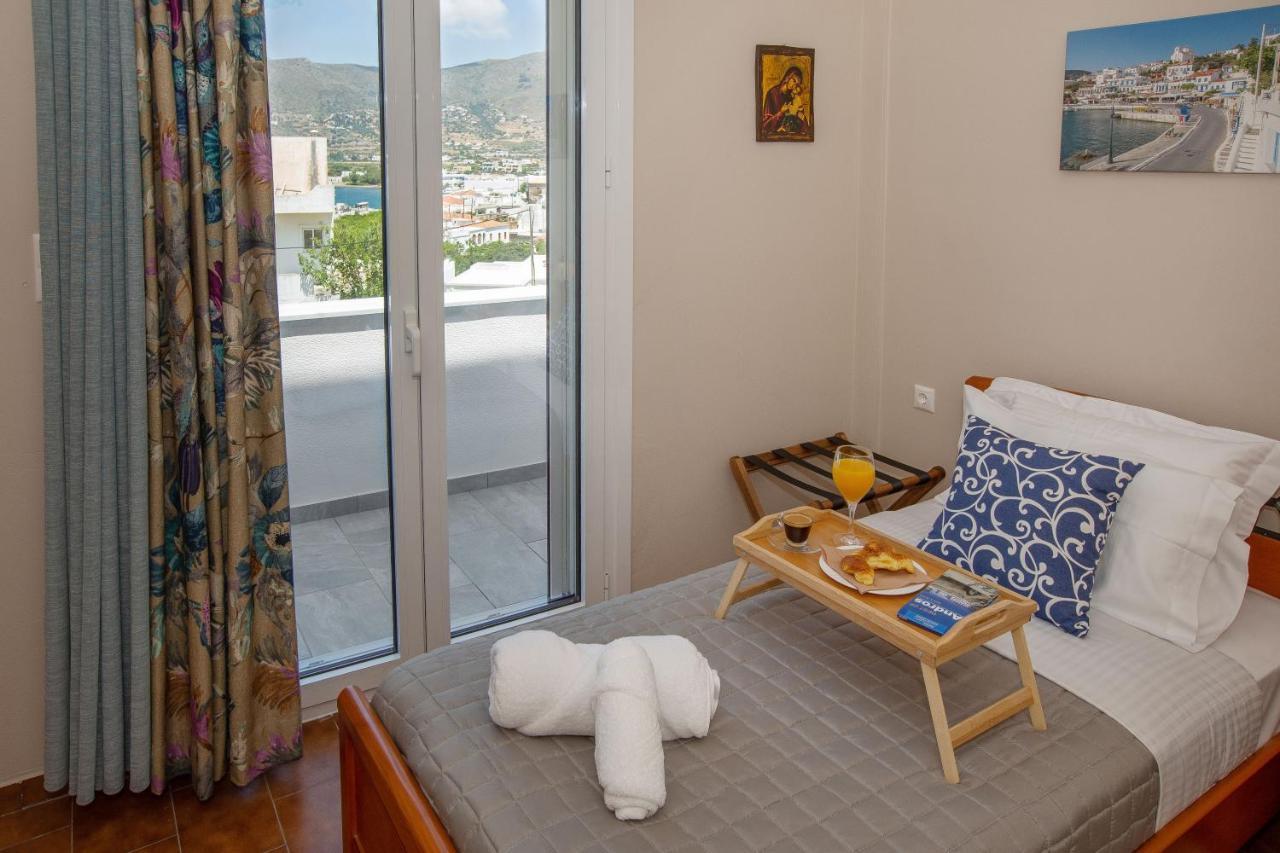 Ruby'S Summer House With Spacious Garden And Free Parking Gavrio Exterior foto