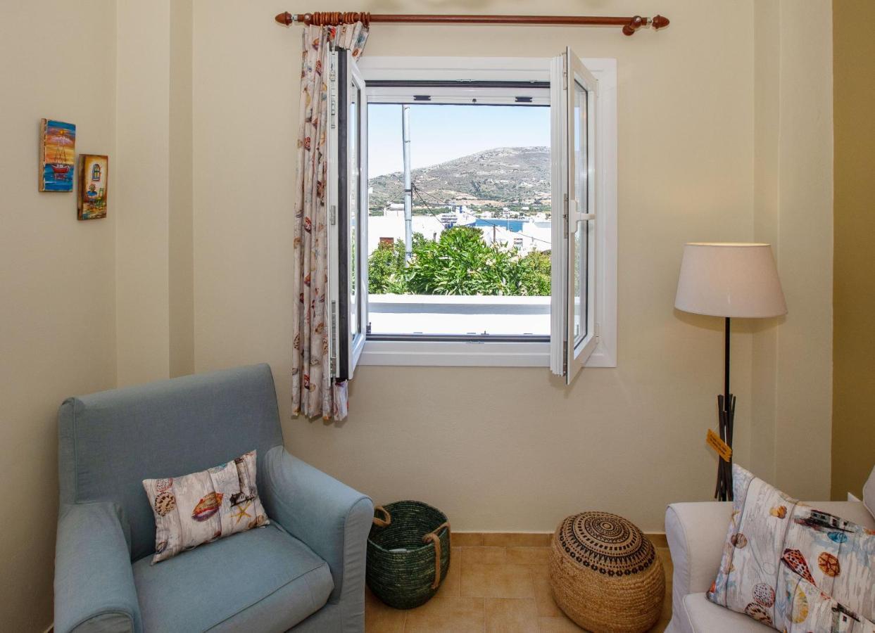 Ruby'S Summer House With Spacious Garden And Free Parking Gavrio Exterior foto